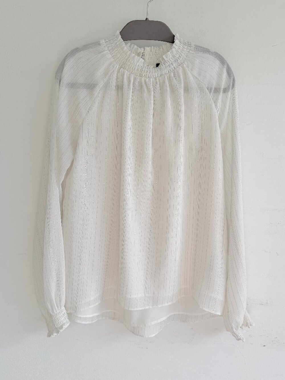 Ellen Tracy White Sparkle Blouses